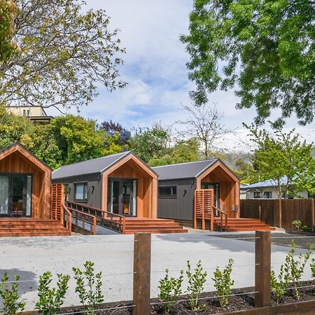 Walnut On Russell Villa Wanaka Eksteriør billede